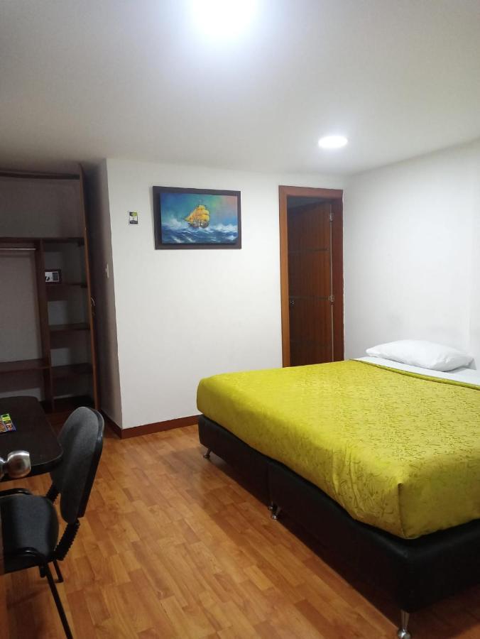 Embassy On Holidays Bogota Ngoại thất bức ảnh
